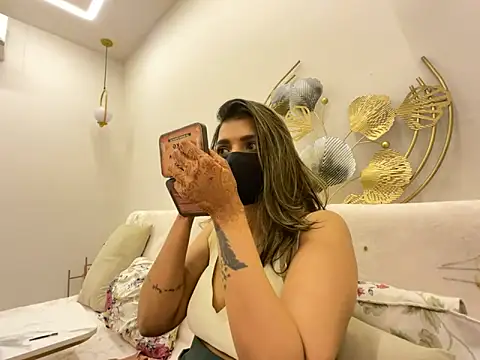 Snapshot of MaYaa__11 chatting on 28, 4, 2026 MaYaa 11 online show from 28, 4, 2026