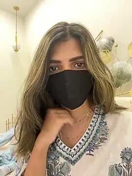 MaYaa  11 online show from 18, 2, 2026