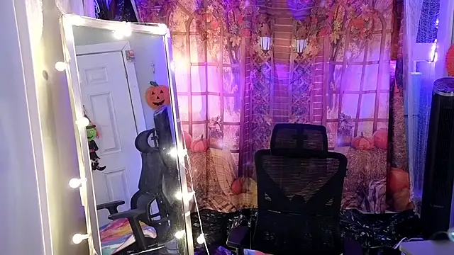 cunty tranny lydia online show from 13, 11, 2025