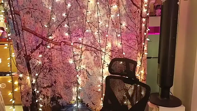 cunty tranny lydia online show from 7, 3, 2026