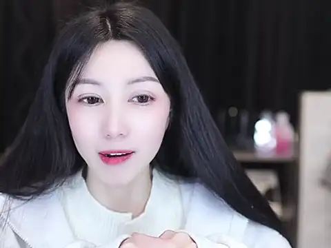 Nuyoah-77 online show from 21, 12, 2025