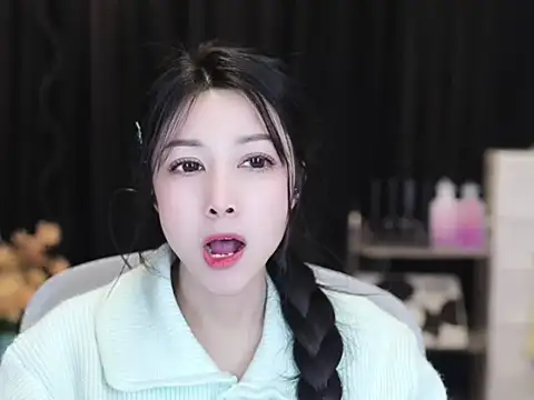 Nuyoah-77 online show from 10, 1, 2026