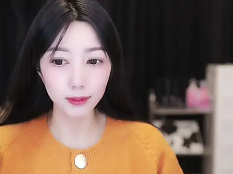 Nuyoah-77 online show from 15, 10, 2025