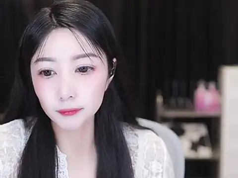 Nuyoah-77 online show from 11, 10, 2025