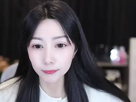 Nuyoah-77 online show from 22, 12, 2025