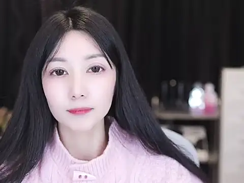 Nuyoah-77 online show from 17, 12, 2025