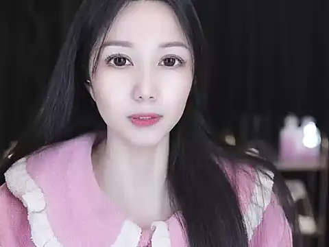 Nuyoah-77 online show from 28, 2, 2026