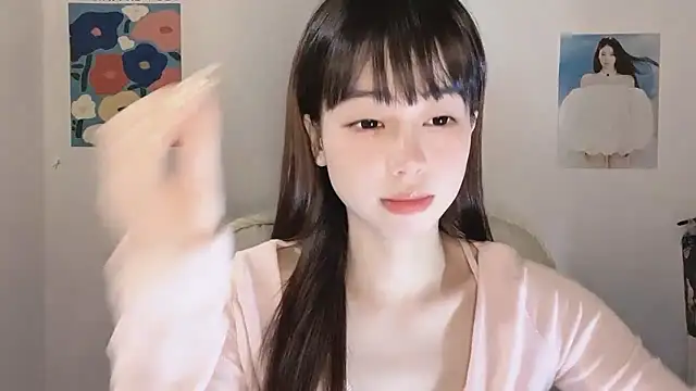 Snapshot of -Hottie chatting on 16, 11, 2025 -Hottie online show from 16, 11, 2025