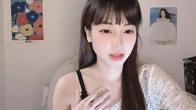 Snapshot of -Hottie chatting on 10, 11, 2025 -Hottie online show from 10, 11, 2025