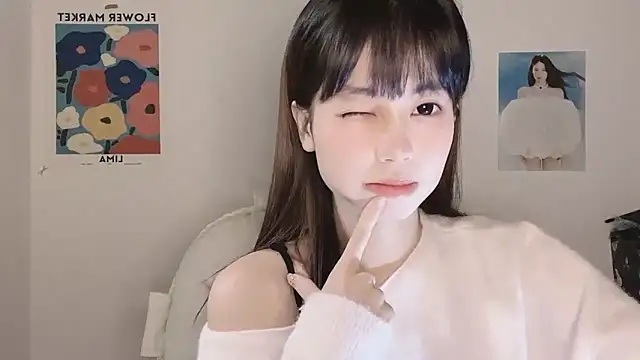 Snapshot of -Hottie chatting on 29, 11, 2025 -Hottie online show from 29, 11, 2025