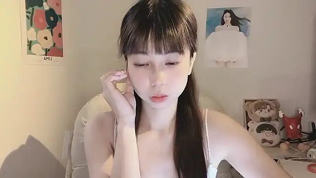 Snapshot of -Hottie chatting on 9, 9, 2025 -Hottie online show from 9, 9, 2025