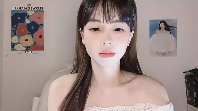 Snapshot of -Hottie chatting on 30, 11, 2025 -Hottie online show from 30, 11, 2025