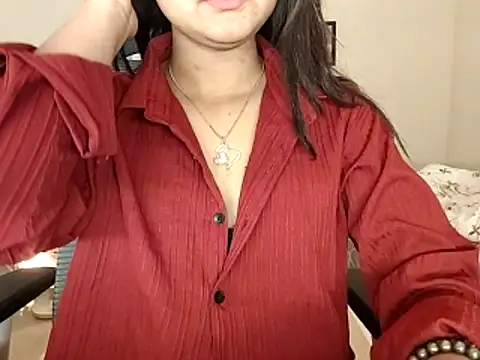 Snapshot of GoldnessAishu chatting on 1, 12, 2025 GoldnessAishu online show from 1, 12, 2025
