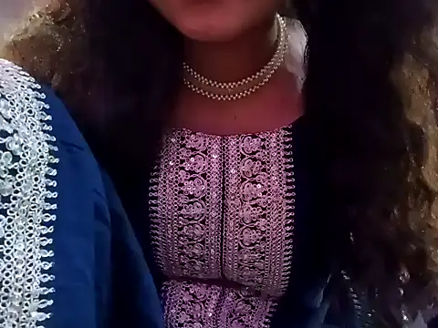 Snapshot of GoldnessAishu chatting on 30, 1, 2025 GoldnessAishu online show from 30, 1, 2025