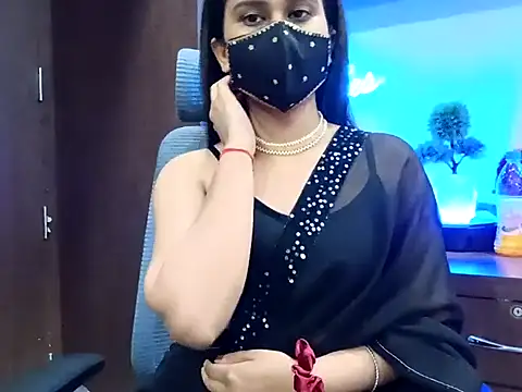 Snapshot of GoldnessAishu chatting on 7, 3, 2025 GoldnessAishu online show from 7, 3, 2025