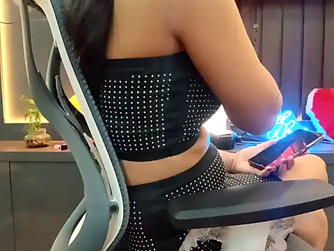 Snapshot of GoldnessAishu chatting on 21, 3, 2025 GoldnessAishu online show from 21, 3, 2025