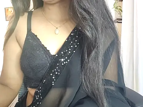 Snapshot of GoldnessAishu chatting on 20, 9, 2025 GoldnessAishu online show from 20, 9, 2025