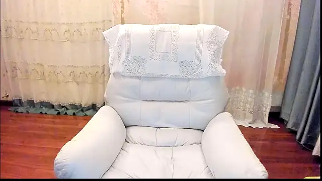 Pennyee online show from 3, 2, 2026