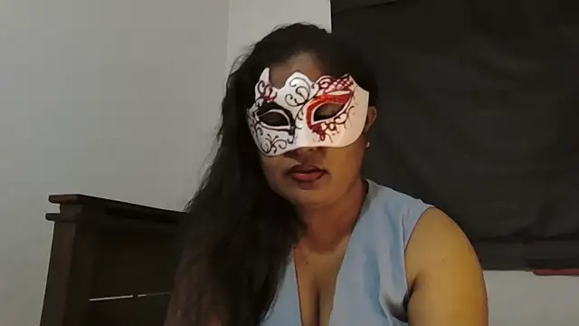 Snapshot of Maya8175 chatting on 21, 2, 2025 Maya8175 online show from 21, 2, 2025