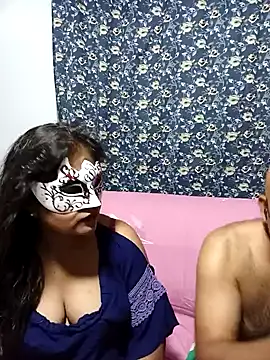 Snapshot of Maya8175 chatting on 7, 3, 2025 Maya8175 online show from 7, 3, 2025