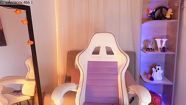 ValeriaCox online show from 27, 10, 2025