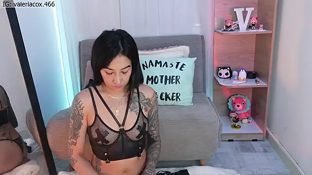 ValeriaCox online show from 11, 11, 2025