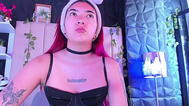 Mia Rinn online show from 11, 2, 2026