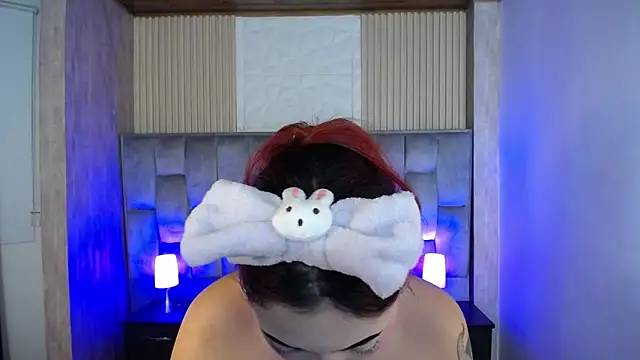 Mia Rinn online show from 14, 10, 2025