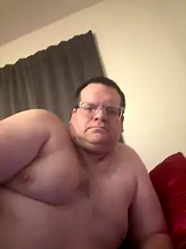 Snapshot of treatbobnicer chatting on 2, 12, 2024 treatbobnicer online show from 2, 12, 2024