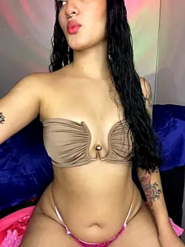 Snapshot of charlotte_9999 chatting on 22, 10, 2025 charlotte 9999 online show from 22, 10, 2025