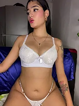 Snapshot of charlotte_9999 chatting on 24, 1, 2025 charlotte 9999 online show from 24, 1, 2025