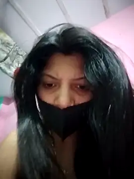 Snapshot of Hotty-Divya chatting on 9, 4, 2026 Hotty-Divya online show from 9, 4, 2026