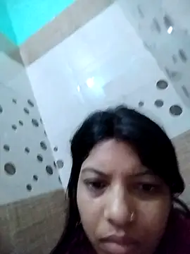 Hotty-Divya online show from 6, 11, 2025