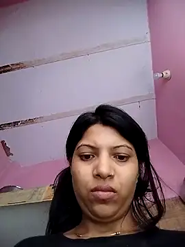 Snapshot of Hotty-Divya chatting on 8, 5, 2026 Hotty-Divya online show from 8, 5, 2026
