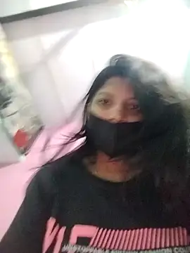 Snapshot of Hotty-Divya chatting on 22, 4, 2026 Hotty-Divya online show from 22, 4, 2026