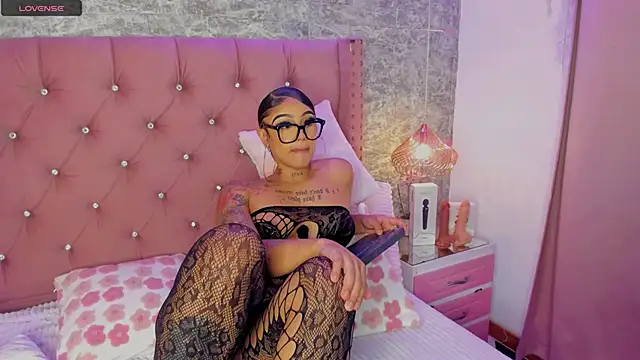 Mia Jansen online show from 4, 12, 2025