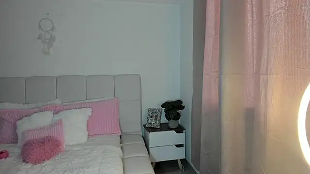 Ori valentina online show from 16, 3, 2026