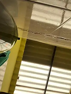 Lesly 10- online show from 19, 3, 2026