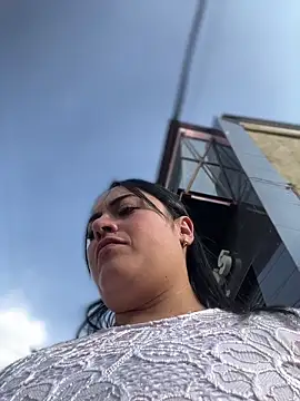 Lesly 10- online show from 4, 3, 2026