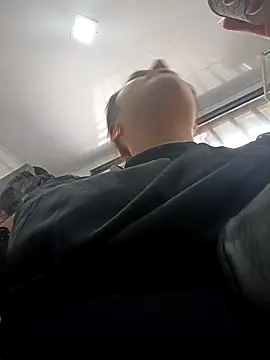 Lesly 10- online show from 26, 11, 2025