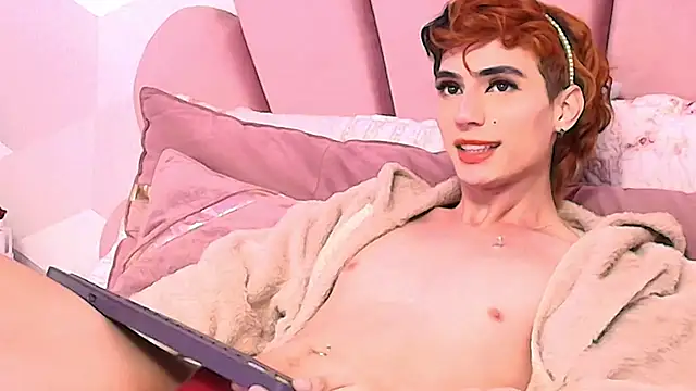 KylieMonnett online show from 5, 2, 2026