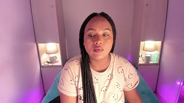 Snapshot of EmilyyStuart chatting on 23, 4, 2026 EmilyyStuart online show from 23, 4, 2026
