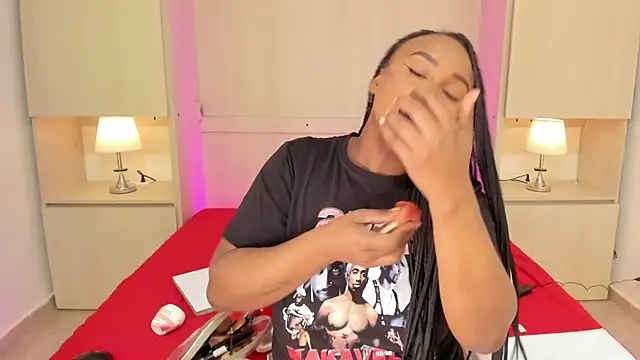 EmilyyStuart online show from 19, 10, 2025