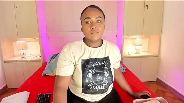 EmilyyStuart online show from 10, 2, 2026