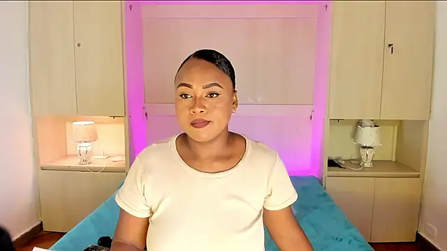 EmilyyStuart online show from 4, 2, 2026