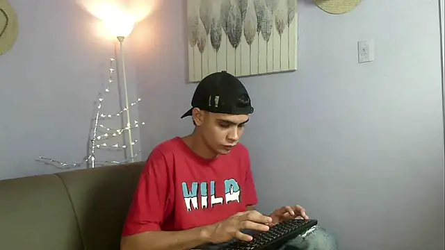 Snapshot of zacariasss_ chatting on 15, 10, 2025 zacariasss online show from 15, 10, 2025
