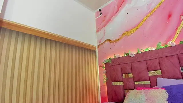 melody paris online show from 14, 4, 2026