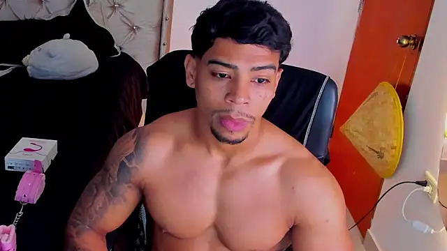 Andrew wolf7 online show from 21, 12, 2025