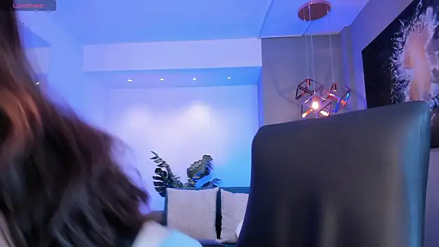 Lyssa Muller online show from 25, 10, 2025