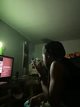 Snapshot of SluttyLyfe4L chatting on 16, 7, 2026 SluttyLyfe4L online show from 16, 7, 2026